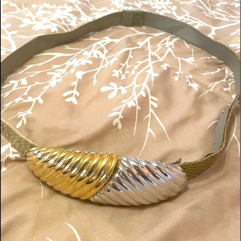 Vintage Alexis Kirk Snakeskin Olive Color Belt Large Gold and Silver Buckle